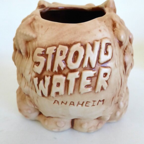 NEW SIGNED 2021 DOUG HORNE ZOMBIE KING SKULL 1st EDITION STRONGWATER TIKI MUG - Picture 5 of 11